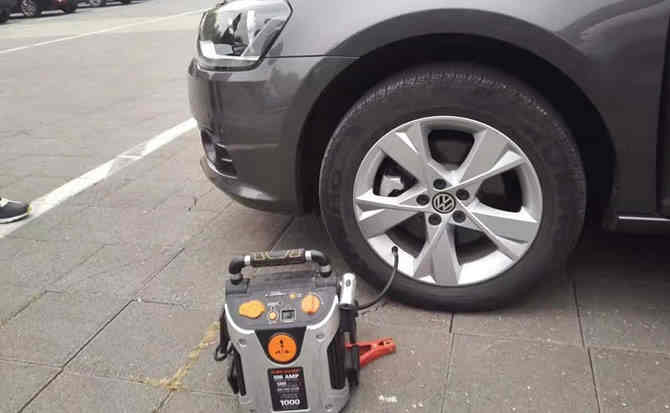 抚州汽车搭电案例